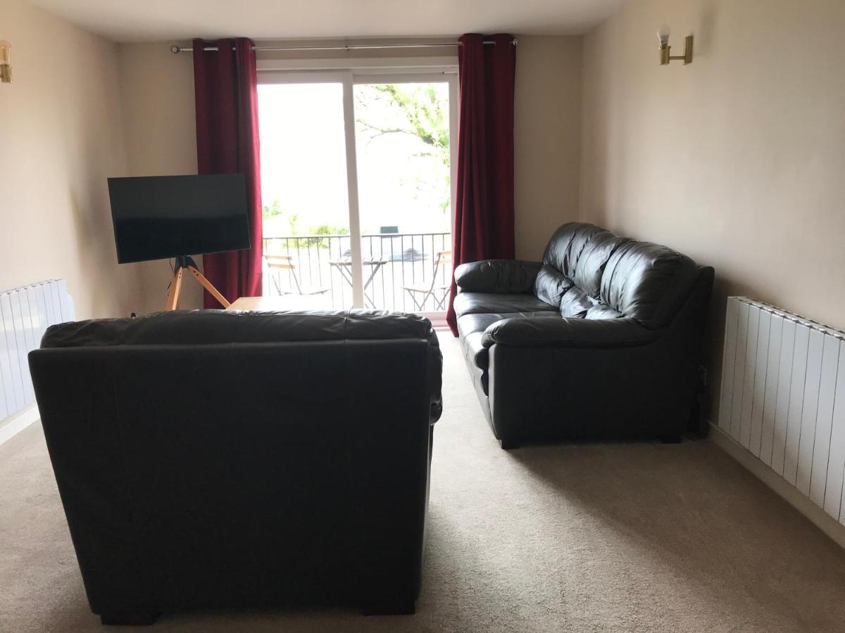 Appin, Beautiful Lochside Apartment With Balcony Форт Уилям Екстериор снимка